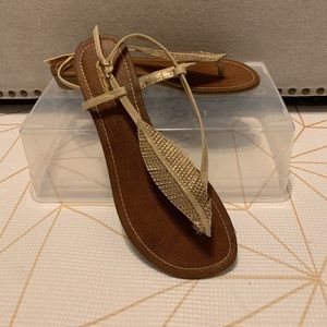 Women’s sandals